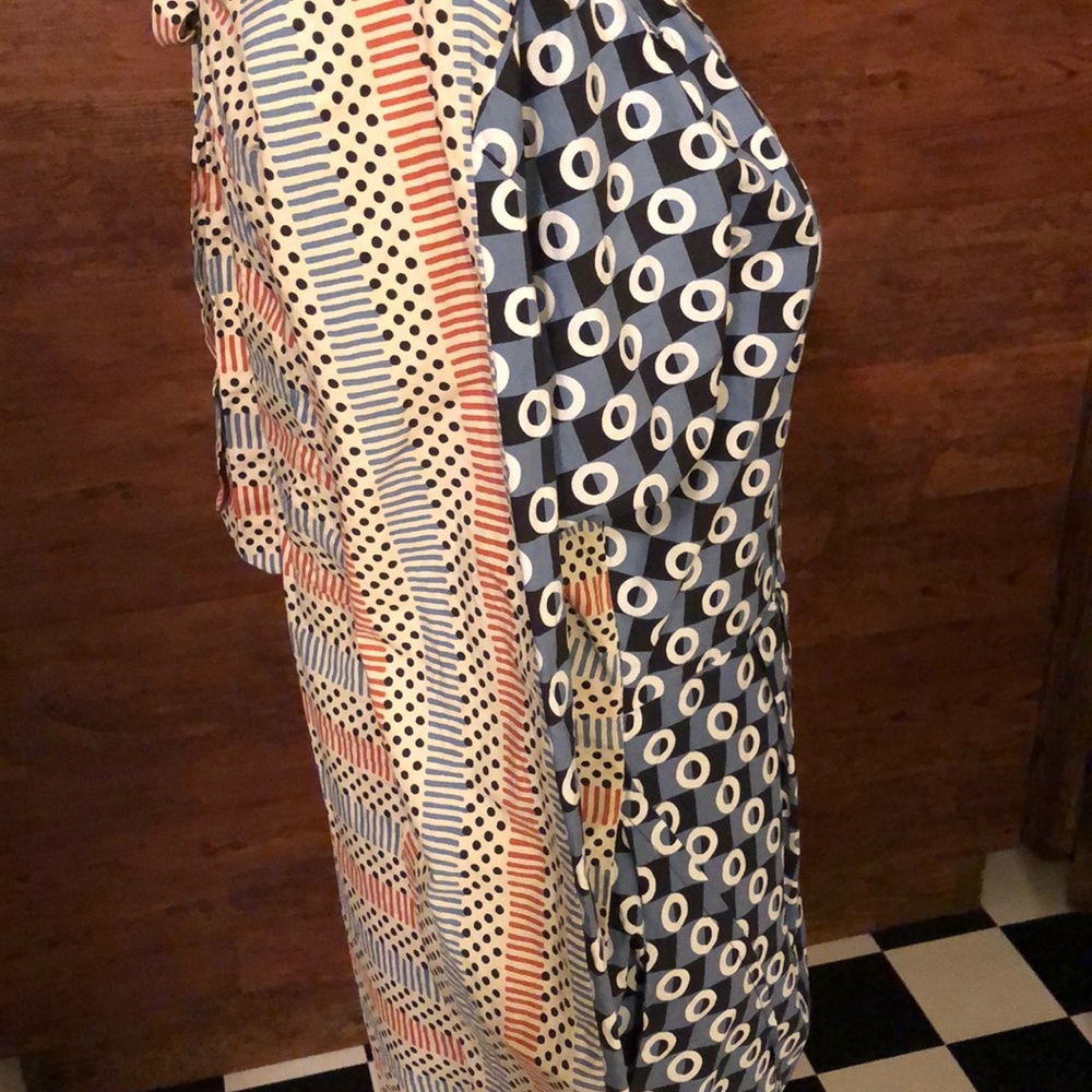 H&M’s Dress - Picture 5 of 8